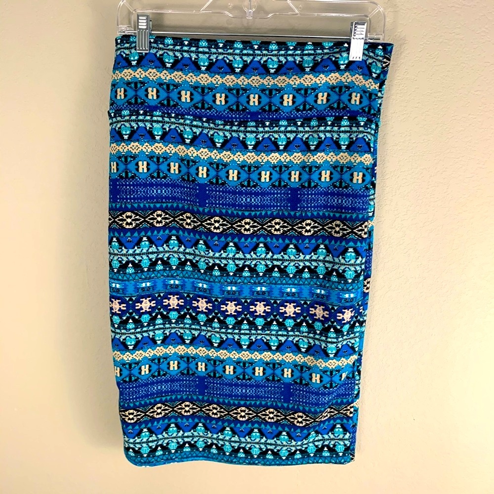 LuLaRoe Cassie pencil skirt